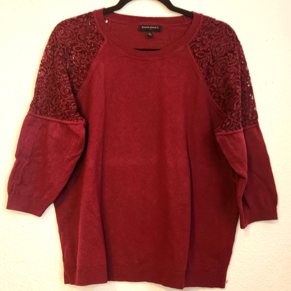 Banana Republic Raglan Lace Sleeves Wine Color Women's Sweater, Size L‎